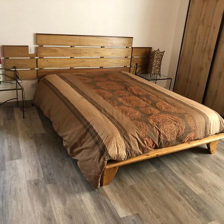 Chambre Familiale Chez L Habitant Loriol-sur-Drome Dış mekan fotoğraf