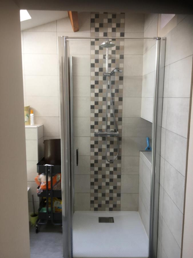 Chambre Familiale Chez L Habitant Loriol-sur-Drome Dış mekan fotoğraf